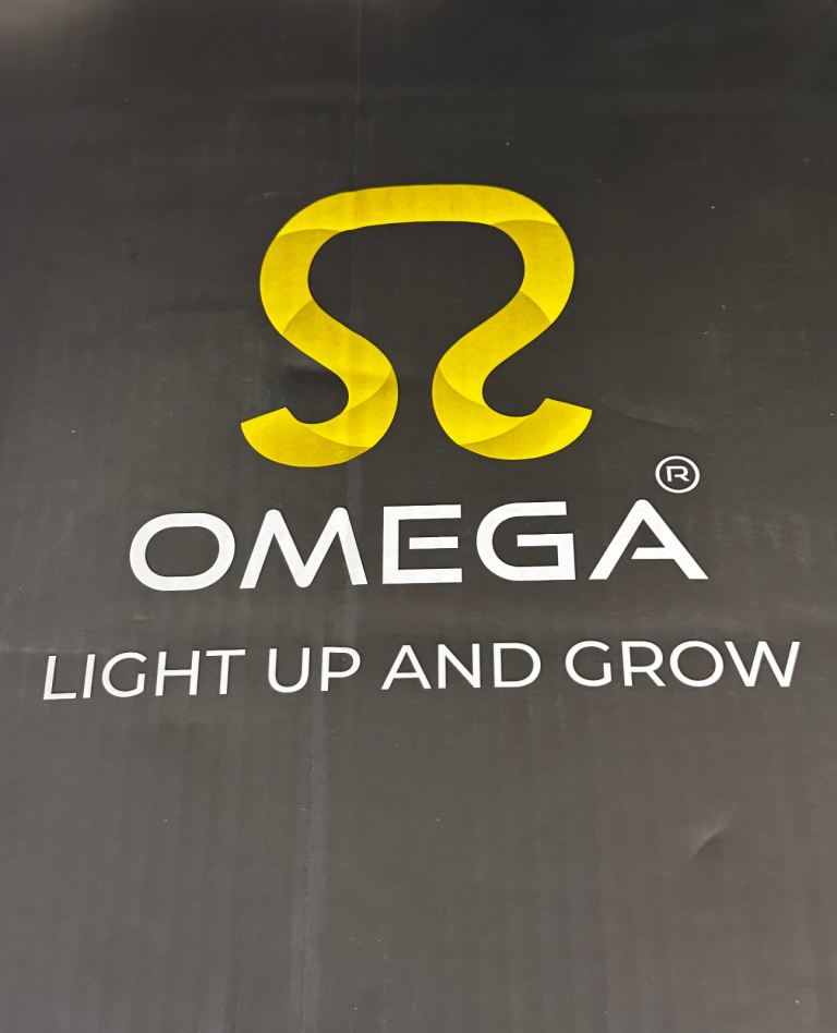 300 x Omega mixed batch of used 600w Dual Spectrum Bulbs