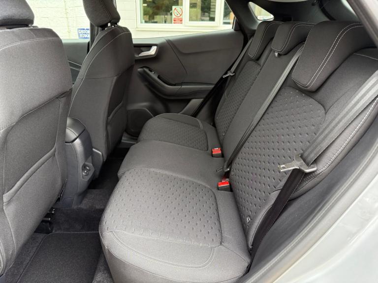 2025 Ford Puma 1.0 EcoBoost Hybrid mHEV Titanium, UNDER 350 MILES, MAY 2028 FORD WARRANTY, HATCHB...