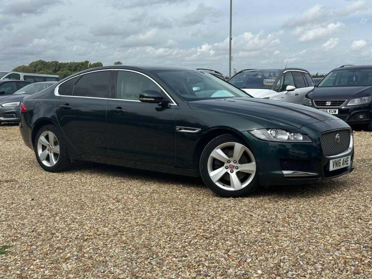 2016 Jaguar XF 2.0d Portfolio Auto Euro 6 (s/s) 4dr SALOON Diesel Automatic
