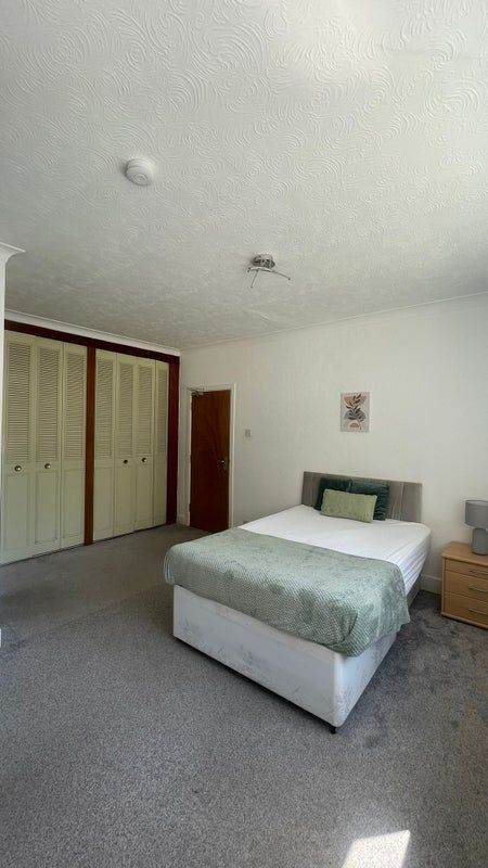Beautiful ensuite rooms in BH1