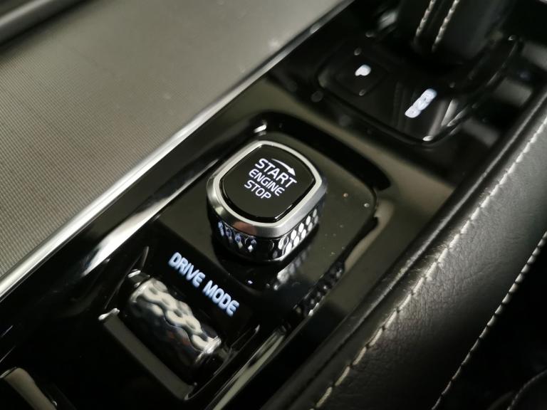 2019 Volvo XC90 2.0h T8 Twin Engine 11.6kWh R-Design SUV 5dr Petrol Plug-in Hybrid Auto 4WD Suv P...