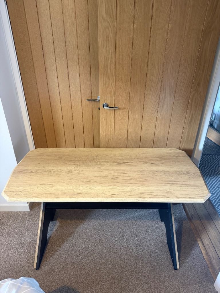 X-Rocker oak desk 