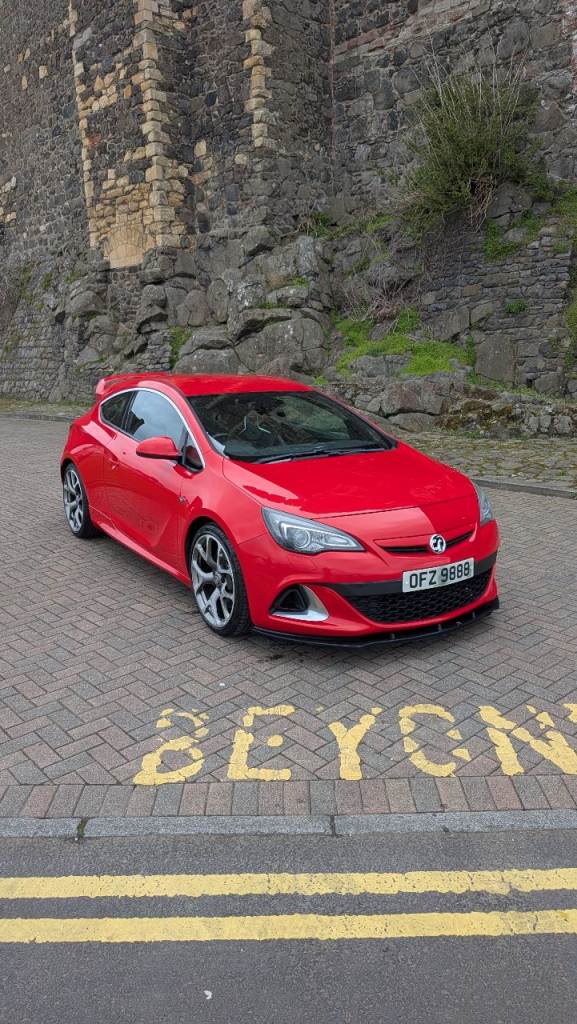 2013 Vauxhall Astra GTC VXR 