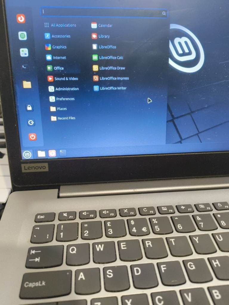image for Lenovo Ideapad Linux Mint desktop 
