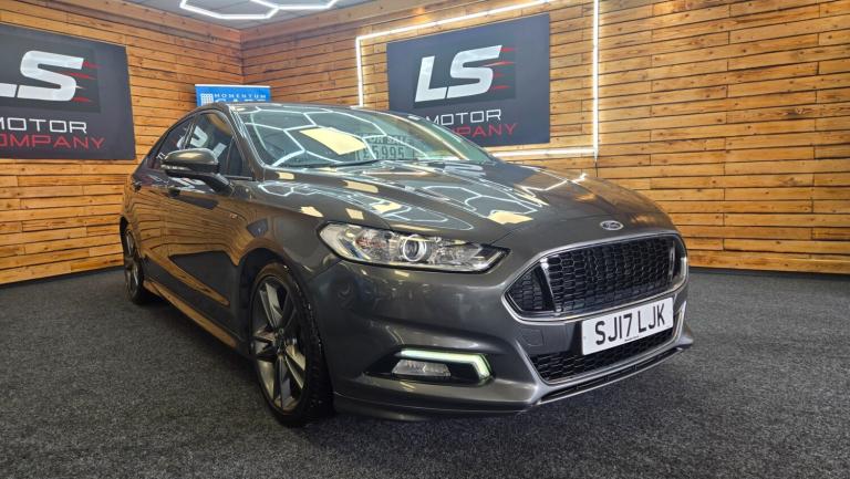 2017 Ford Mondeo 2.0 TDCi ST-Line 5dr HATCHBACK Diesel Manual