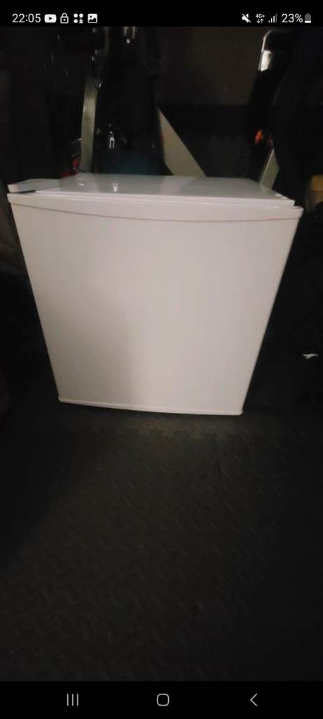 Table top fridge 
