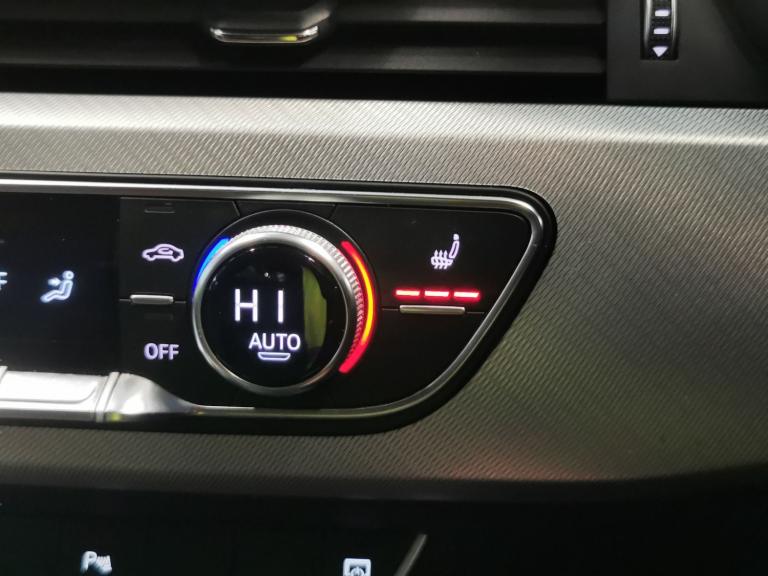 2021 Audi A4 Avant 2.0 TDI 40 Sport Edition Estate 5dr Diesel S Tronic quattro Euro 6 (s/s) (2 Es...