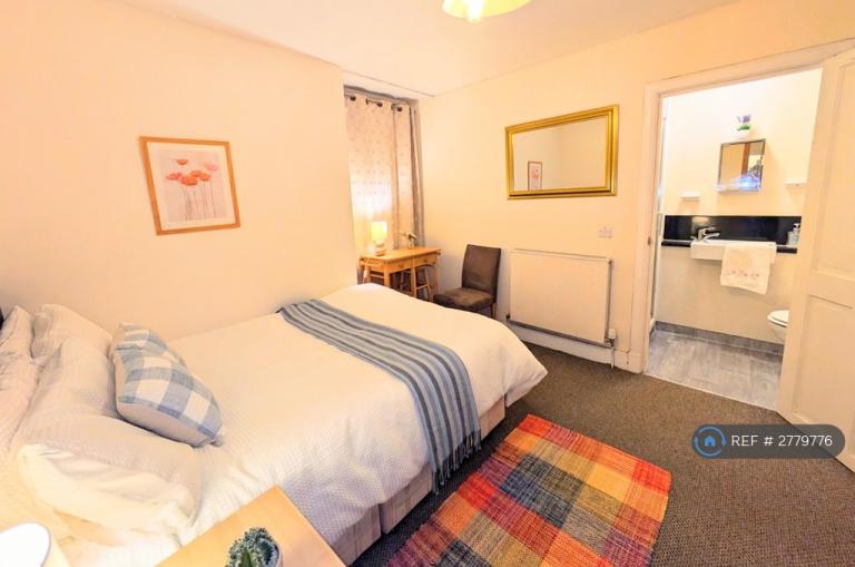1 bedroom in St Michael Street, Dumfries, DG1 (#2779776)