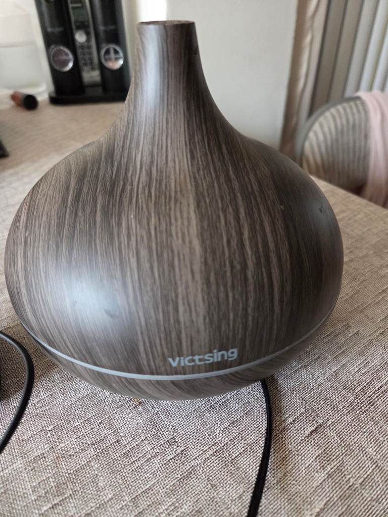 Victsing Diffuser Essential Oil Aroma Humidifier – Dark Wood Grain