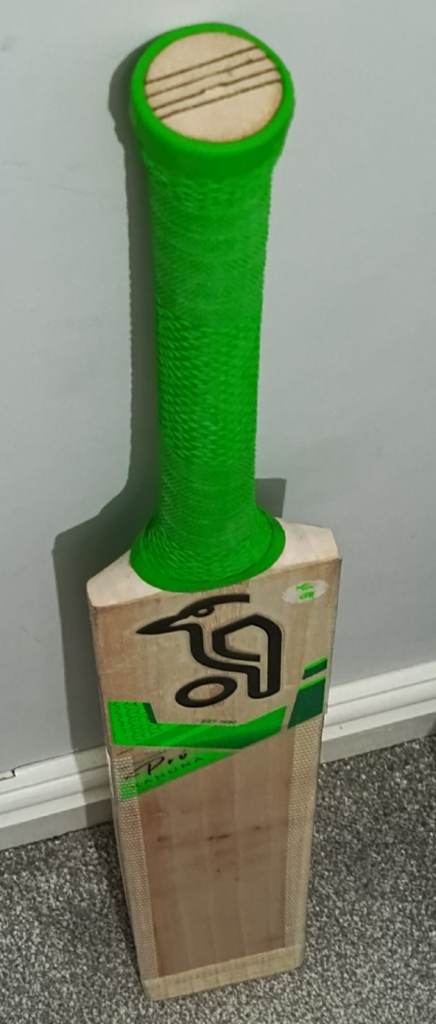 Adult Cricket Bat for Sale – NEW - English Willow – £140.