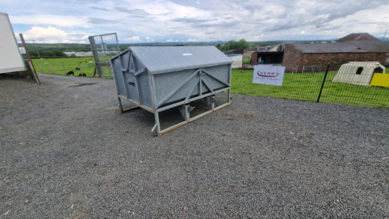 Bateman galvanised calf creep feeder farm livestock tractor 