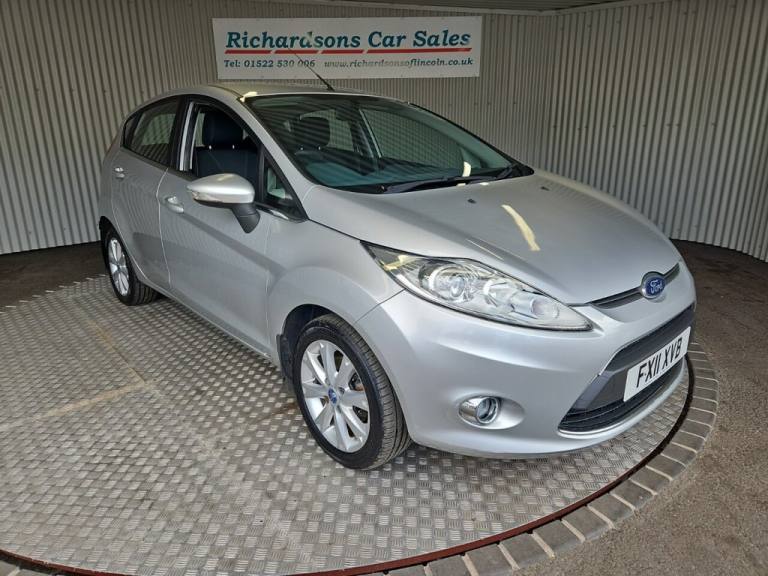 2011 Ford Fiesta 1.25 Zetec Hatchback 5dr Petrol Manual (129 g/km, 81 bhp) Hatchback Petrol Manual