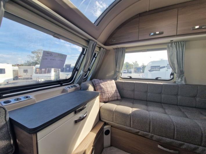 2024 Sprite Quattro FB Grande Used Caravan