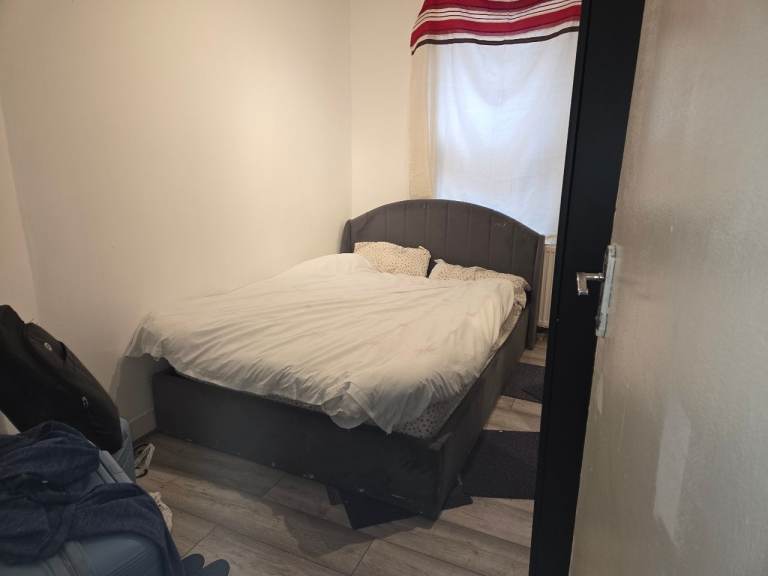 Room for rent in Leyton, London , Available now , Ready to move in 