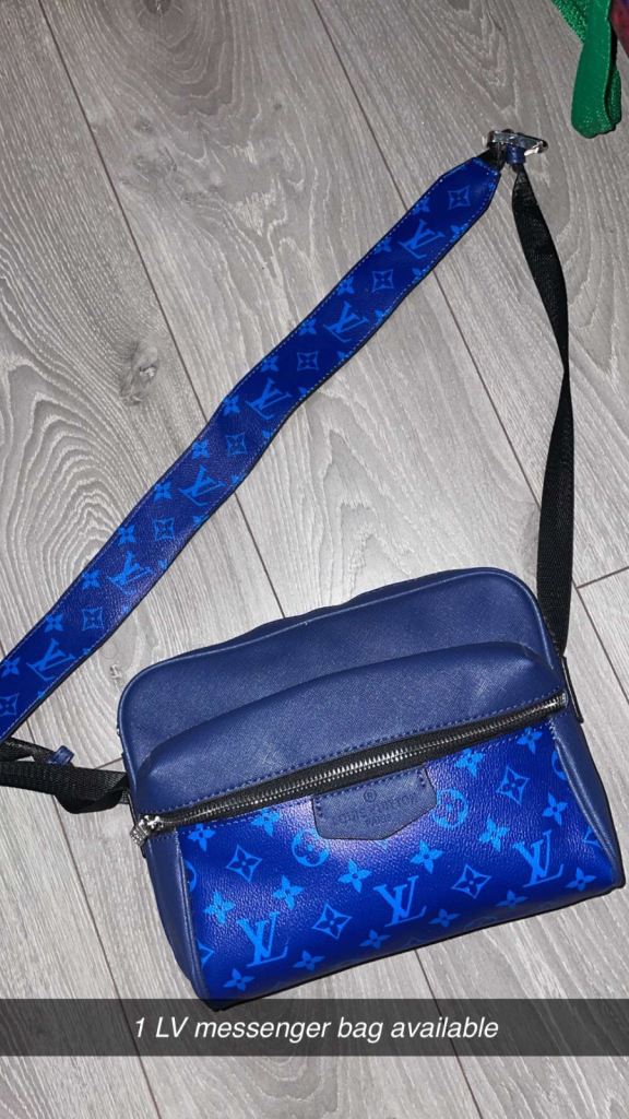 Men’s blue lv pouch 