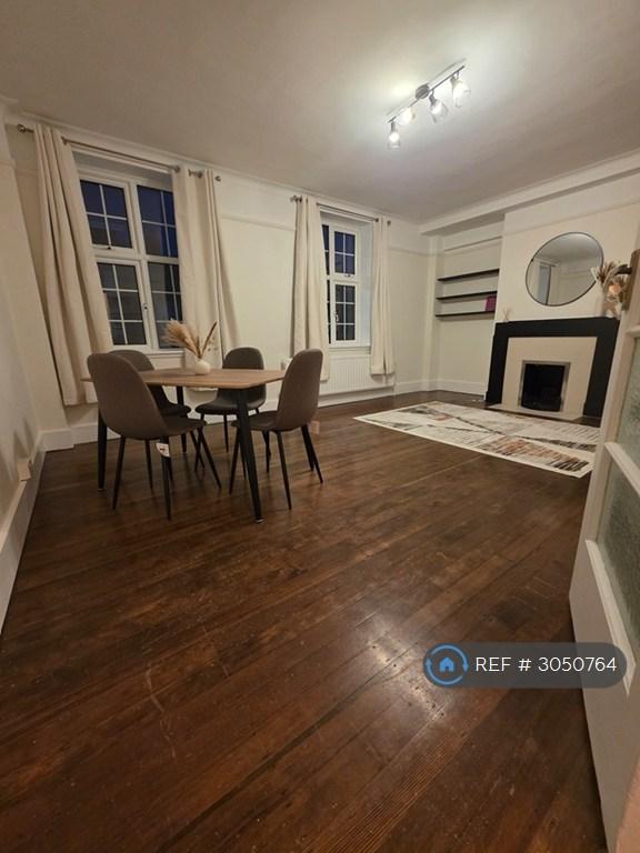 2 bedroom flat in London, London, SW2 (2 bed) (#3050764)