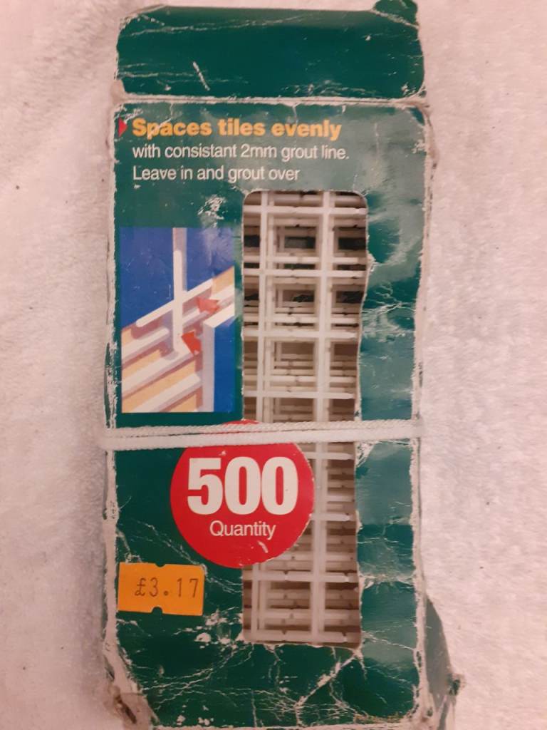 New Pack of 500 Tile Spacers 2mm Grout Line