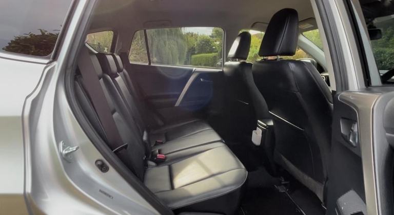 2014 (64) TOYOTA RAV4 2.2 D-4D INVINCIBLE 12 SERVICES! RUNS/DRIVES GREAT! LOVELY