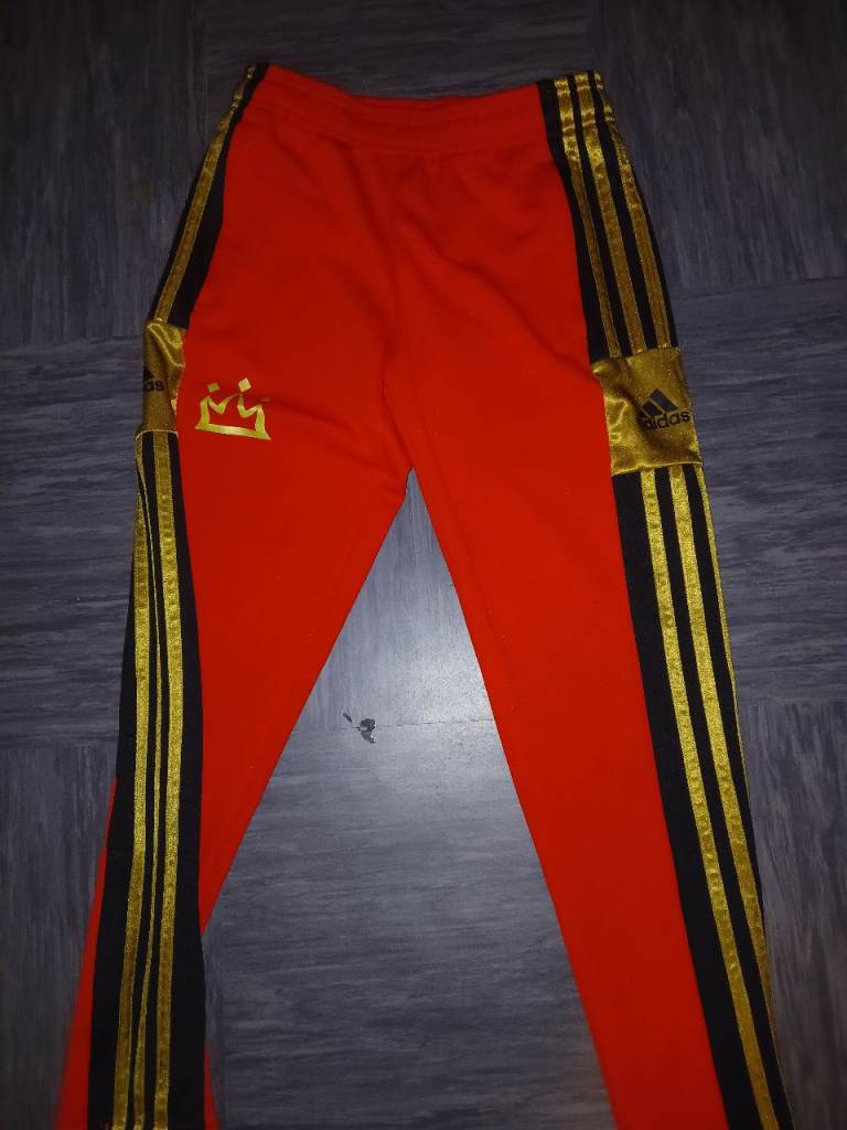 Adidas joggers like new