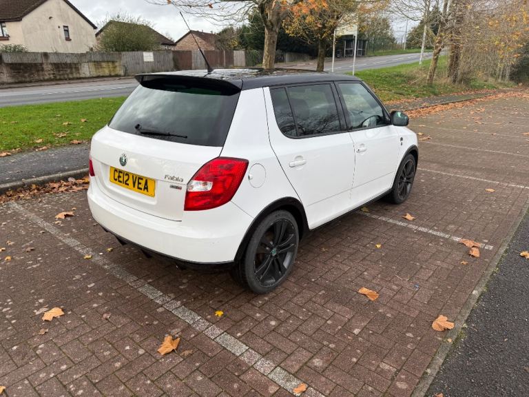 Skoda, FABIA, Hatchback, 2012, Manual, 1198 (cc), 5 doors