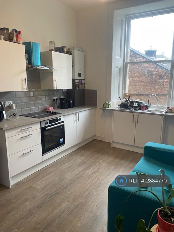 3 bedroom flat in West Princes Street, Glasgow, G4 (3 bed) (#2884770)
