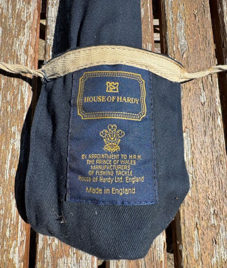 Hardy 9 foot vintage Fly Fishing Rod  ‘Graphite Deluxe’ c/w makers bag