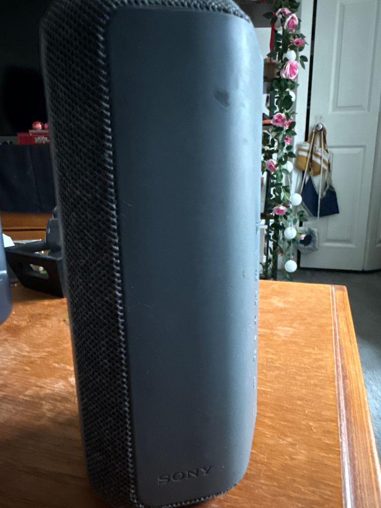 Sony Bluetooth speaker 