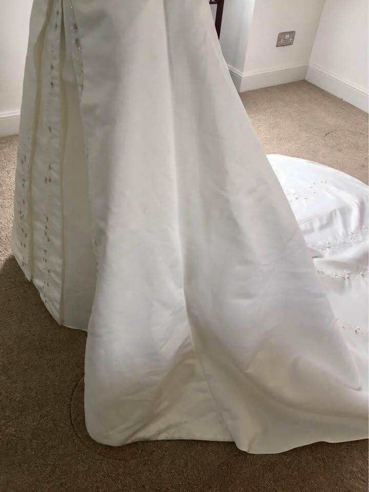 Margaret Lee Wedding Dress Ivory Size UK 12