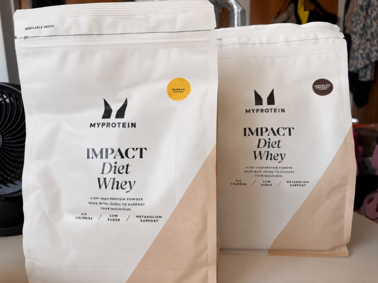 2 Myprotein Diet Whey Powder 1kg+FREE Blender (Chocolate coconut+Banana)