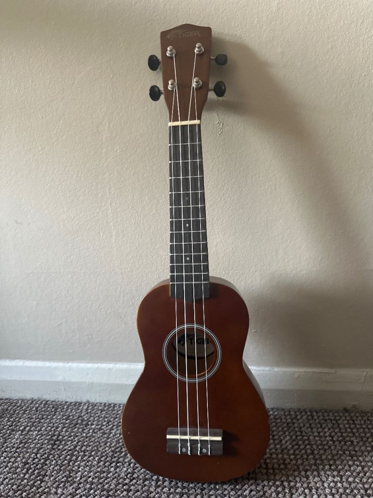 Tiger Soprano Ukulele – Brown