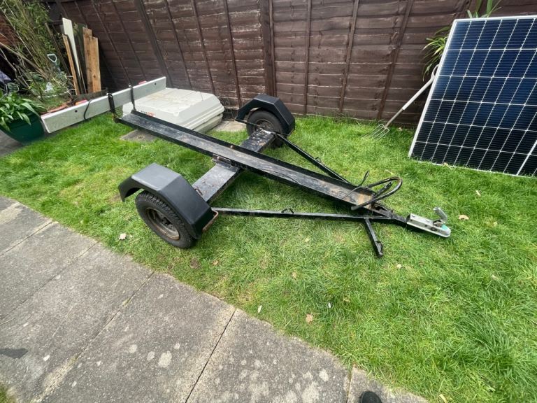 Single motorcycle trailer 