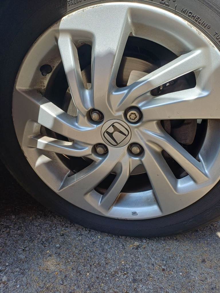 2 x Honda Jazz 15 inch alloy wheels