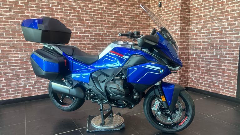 2025 BMW R 1300 RT LE BMW R1300 RT LE (25MY) TOURER PETROL Manual