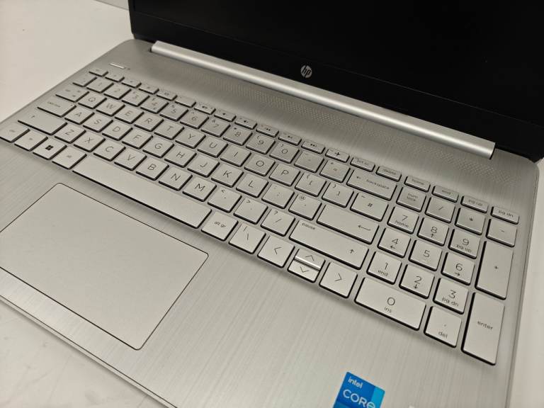 HP i5 1135G7 8GB RAM 256GB SSD Windows 11 15.6-inch 11th Gen 1080P Silver Laptop Computer FHD