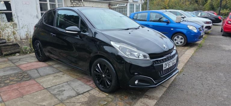 2017 Peugeot 208 1.2 PureTech 82 Black Edition 3dr HATCHBACK Petrol Manual