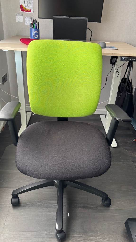 High‑Quality Office Chair – Ideal for Working From Home