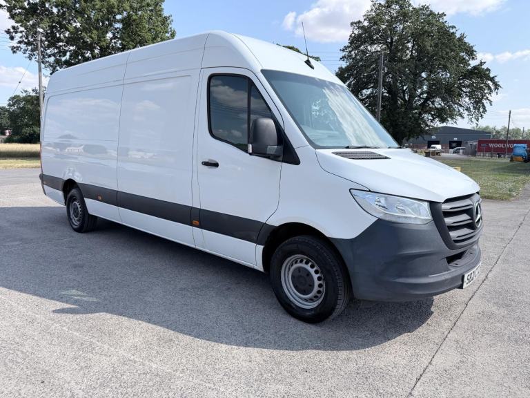 2021 Mercedes-Benz Sprinter 3.5t H2 Progressive Van PANEL VAN Diesel Manual