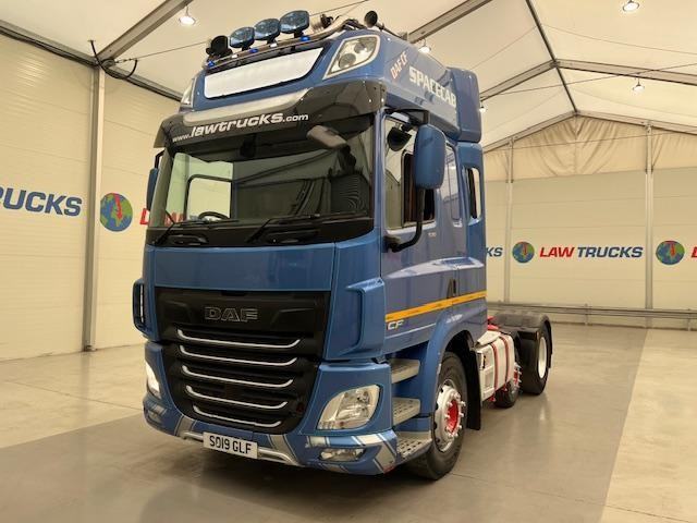 DAF TRUCKS CF 530 6x2 Midlift Tractor Unit Manual