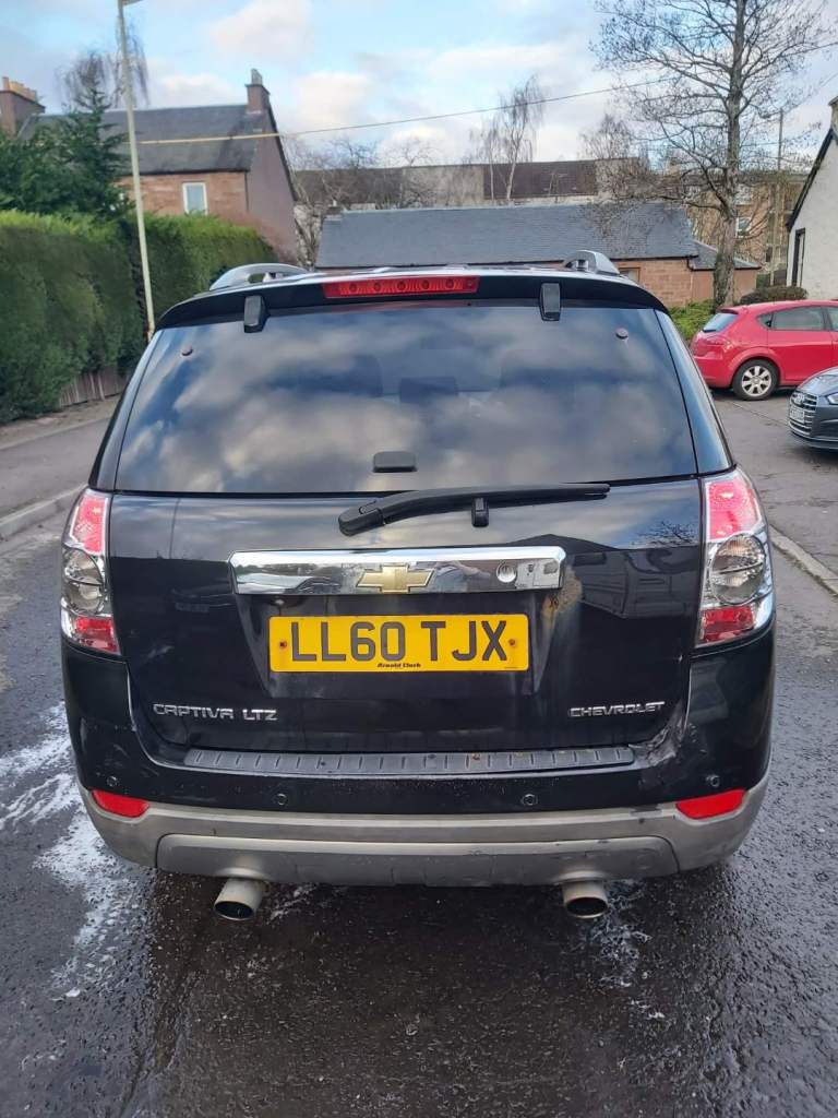 Chevrolet, CAPTIVA, Estate, 2010, Manual, 1991 (cc), 5 doors