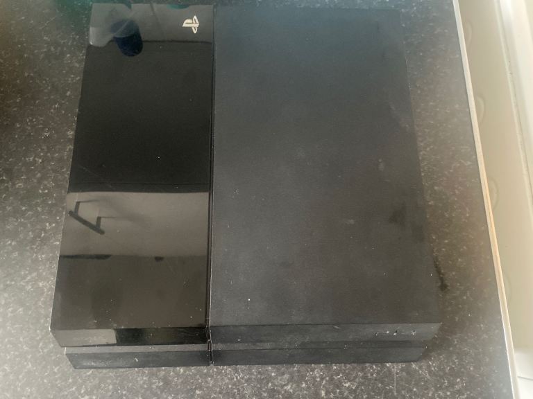 Console only hdmi and plug with it 20 