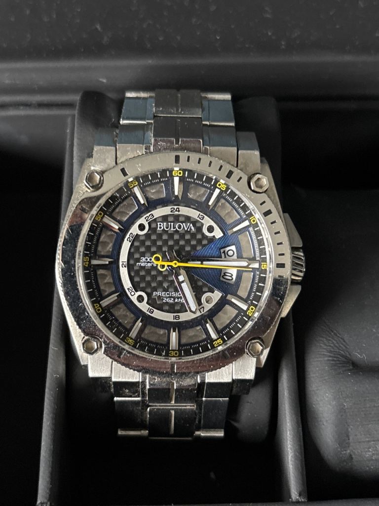 Bulova precisionist