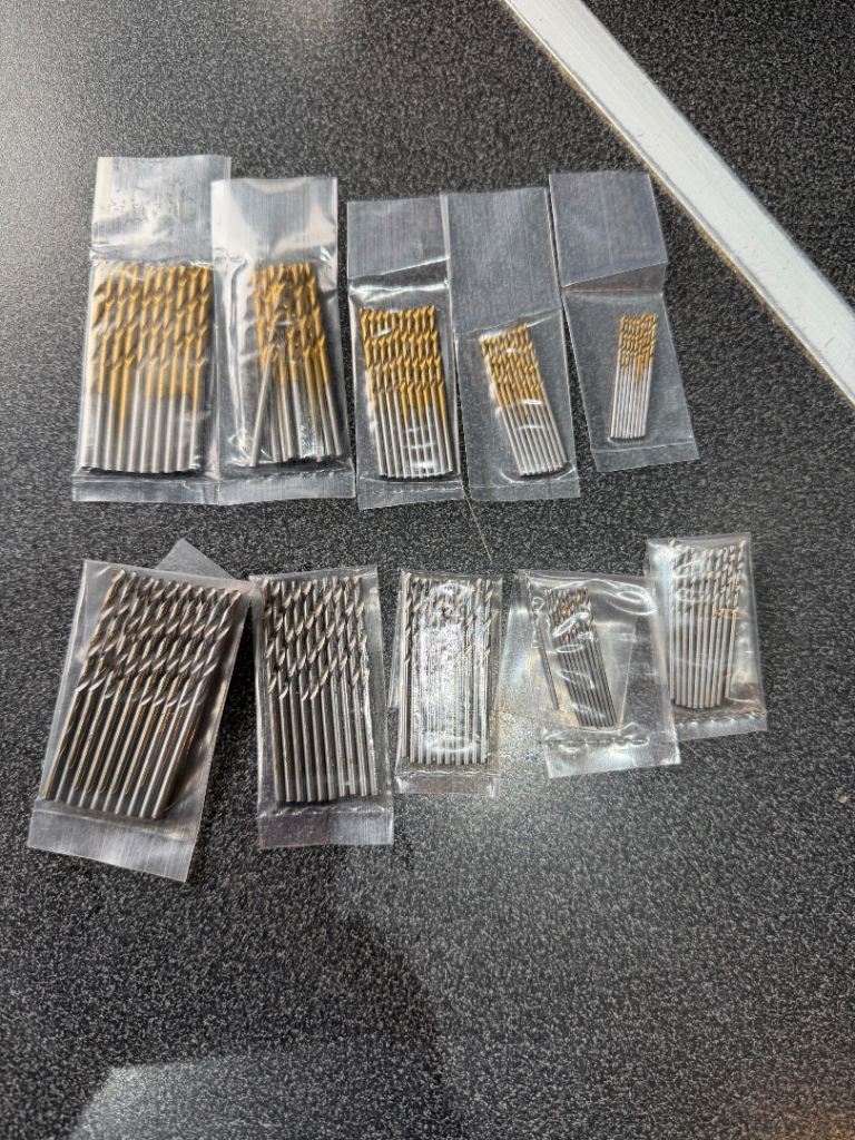 100 drill pieces new 1mm to 3mm size new 
