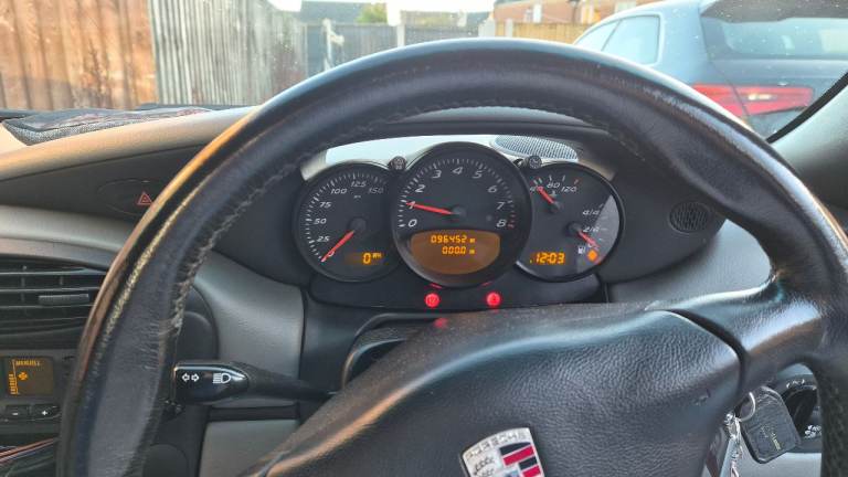 Porsche, BOXSTER, Convertible, 2001, Manual, 2687 (cc), 2 doors