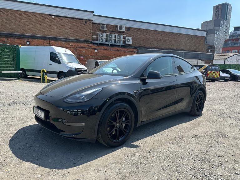 Tesla MODEL Y LONG RANGE AWD