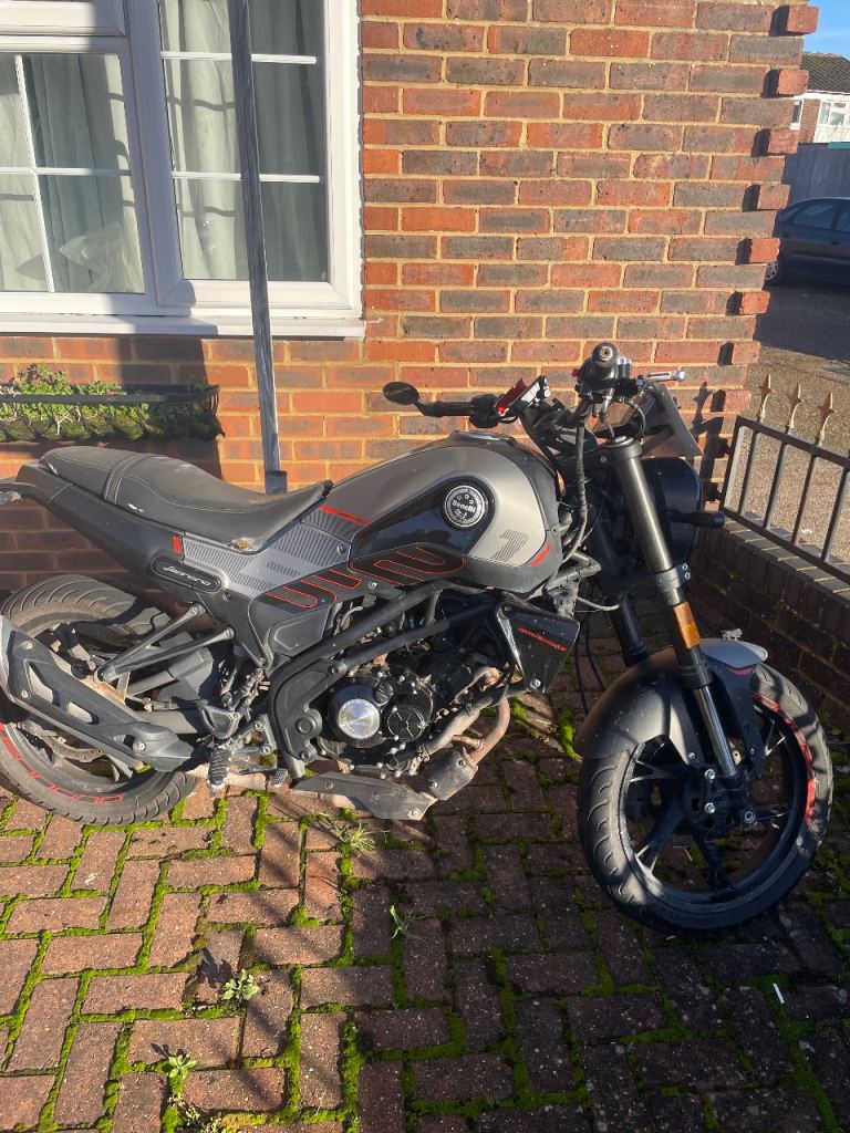 Benelli leoncino 125