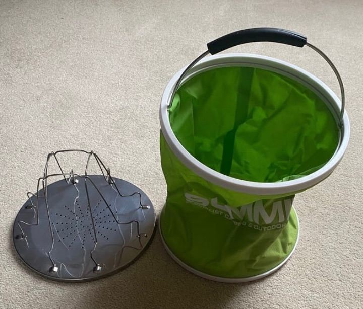 New Stainless Steel Toaster & Collapsable Bucket Fishing Camping