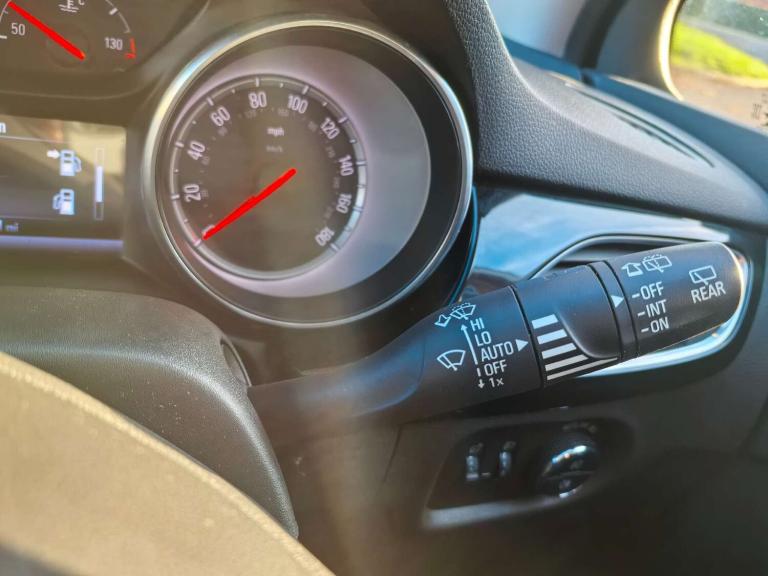 2017 Vauxhall Astra 1.4 Astra Elite Nav T 5dr - Full Service History - High Spec! Hatchback Petro...