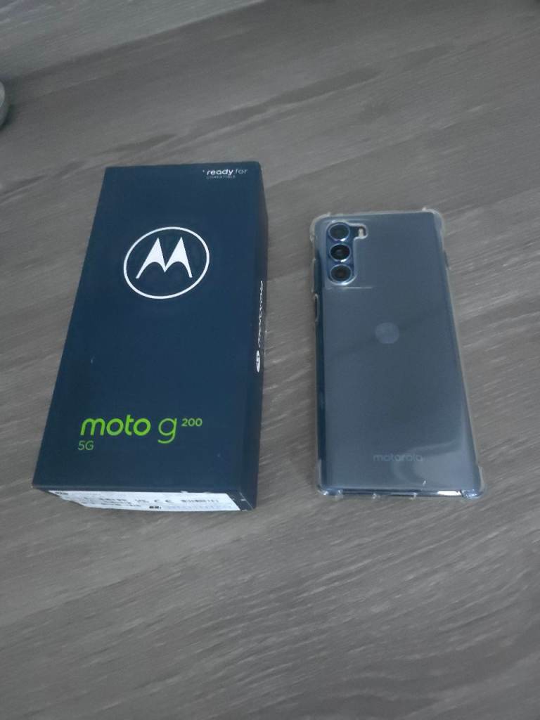 MOTOROLA G200 MOBILE SMARTPHONE 6.8 INCH SCREEN UNLOCKED 5G 8GB RAM 128GB IN EXCELLENT CONDITION 