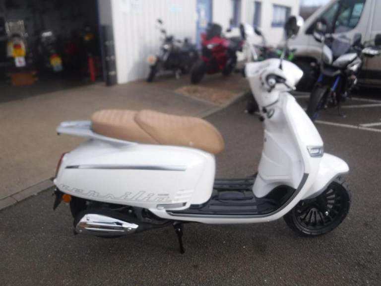 2025 Keeway Versilia 0 Scooter 