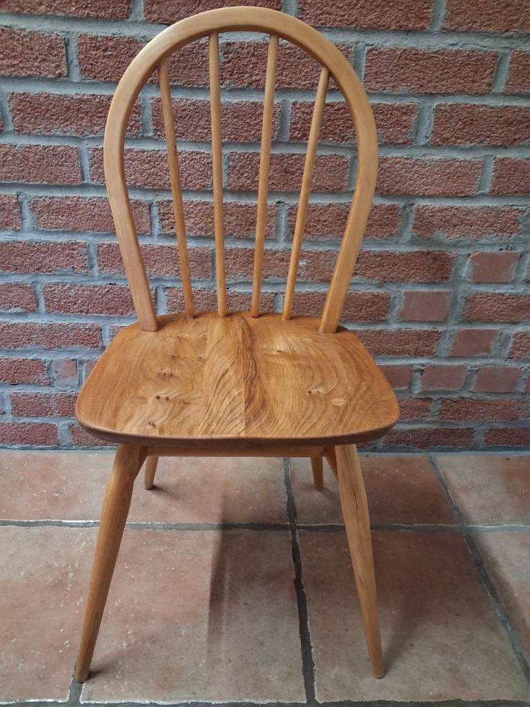 Ercol model 400/4a hoop back Windsor chair